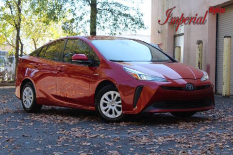 2019 Toyota Prius LE FWD photo