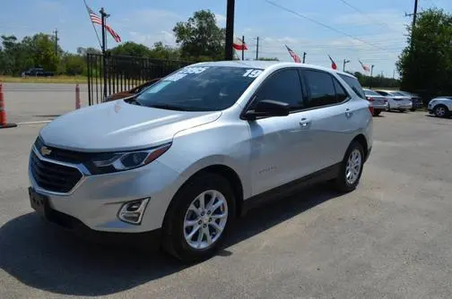 2019 Chevrolet Equinox LS FWD photo