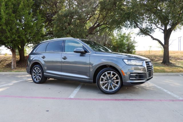 2019 Audi Q7 Premium Plus AWD photo