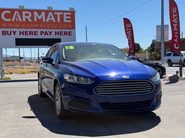 2016 Ford Fusion SE FWD photo