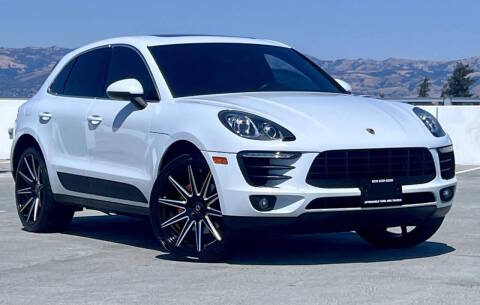 2016 Porsche Macan S AWD photo