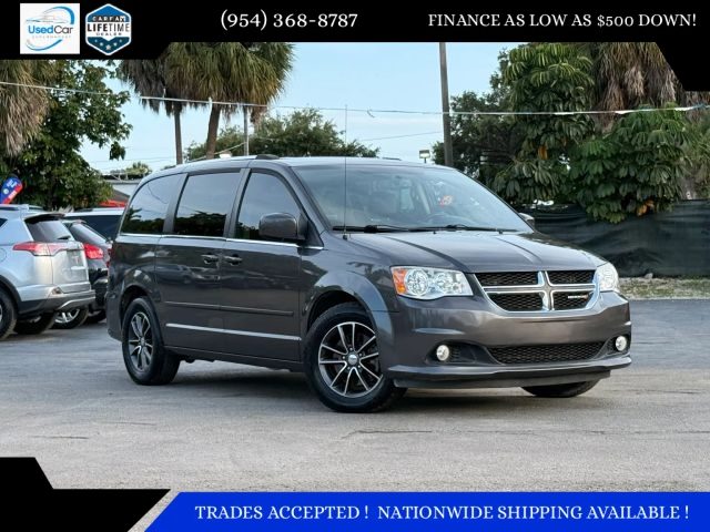 2017 Dodge Grand Caravan SXT FWD photo