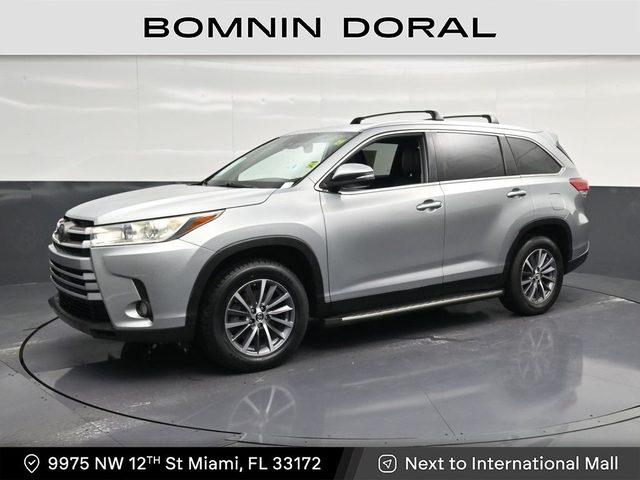 2019 Toyota Highlander XLE FWD photo
