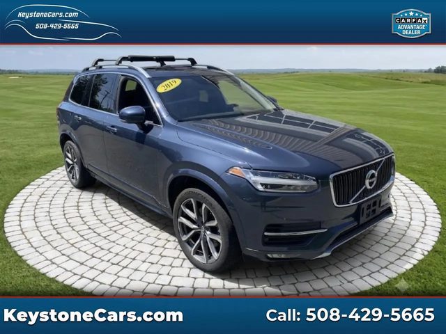 2019 Volvo XC90 Momentum AWD photo
