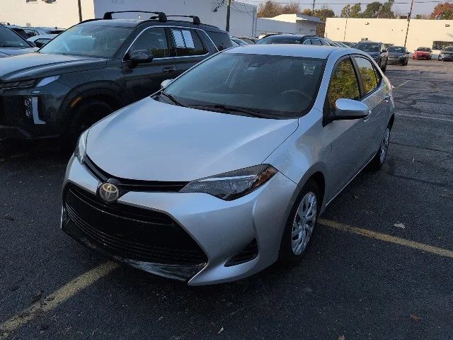 2017 Toyota Corolla LE FWD photo