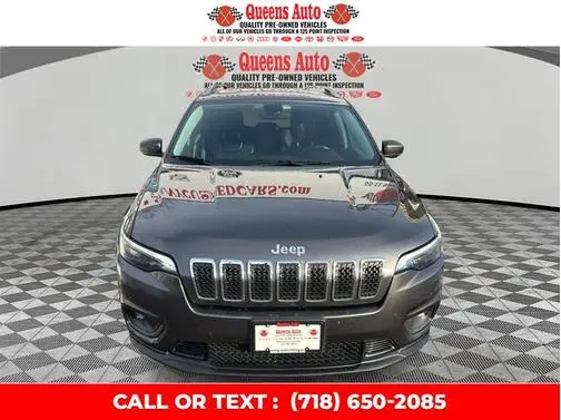 2019 Jeep Cherokee Latitude Plus 4WD photo