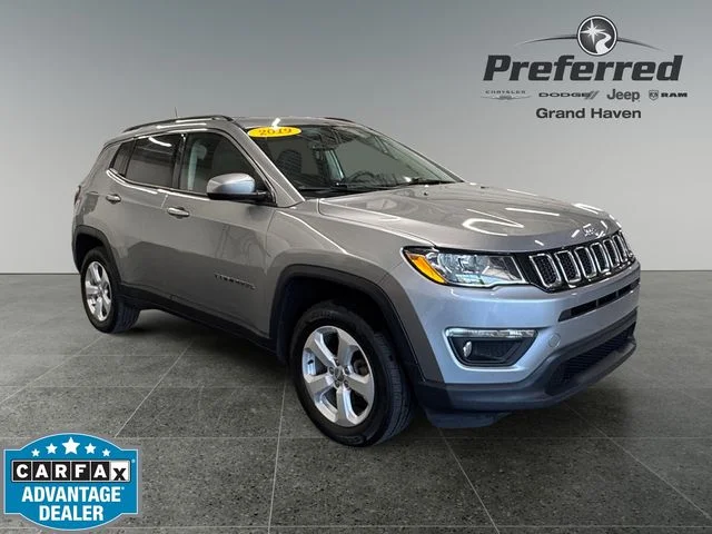 2019 Jeep Compass Latitude 4WD photo