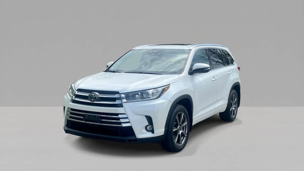 2019 Toyota Highlander Limited AWD photo
