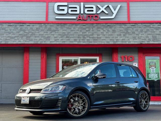 2016 Volkswagen Golf GTI SE w/Performance Pkg FWD photo
