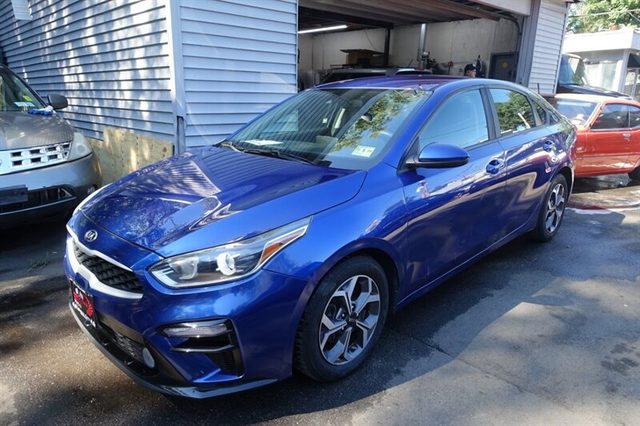 2019 Kia Forte LXS FWD photo