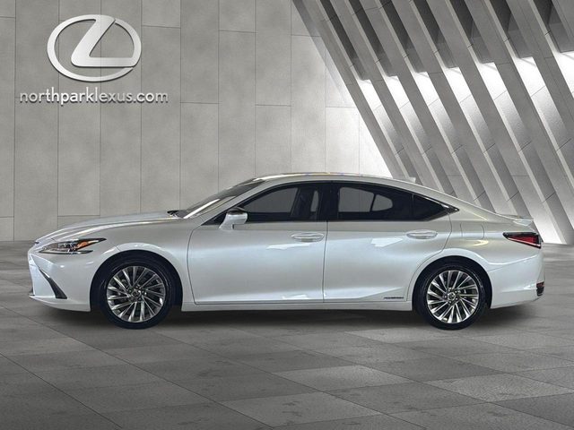 2019 Lexus ES ES 300h Luxury FWD photo
