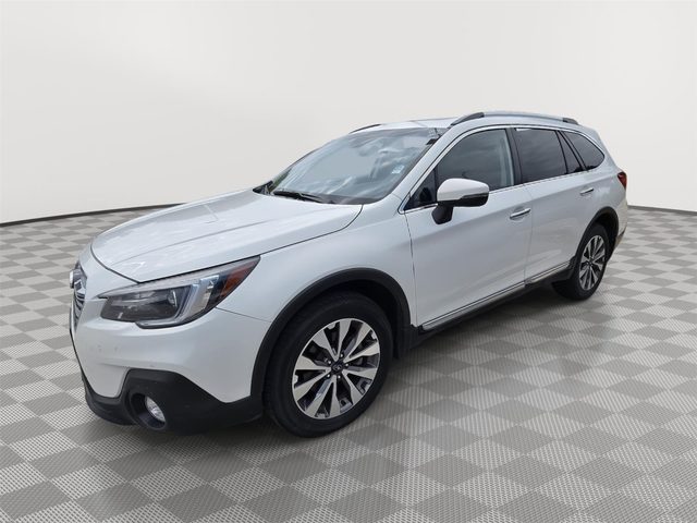 2019 Subaru Outback Touring AWD photo