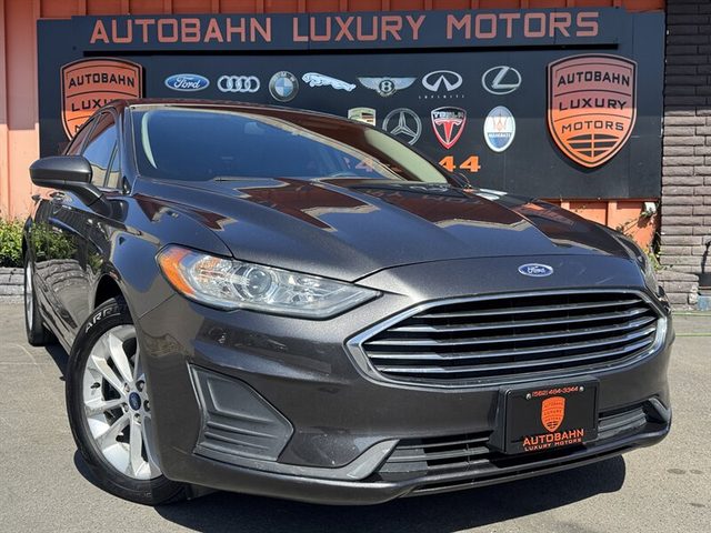 2019 Ford Fusion SE FWD photo