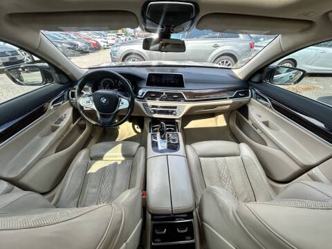 2016 BMW 7 Series 750i xDrive AWD photo