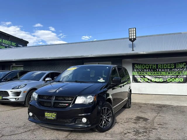 2018 Dodge Grand Caravan SE Plus FWD photo