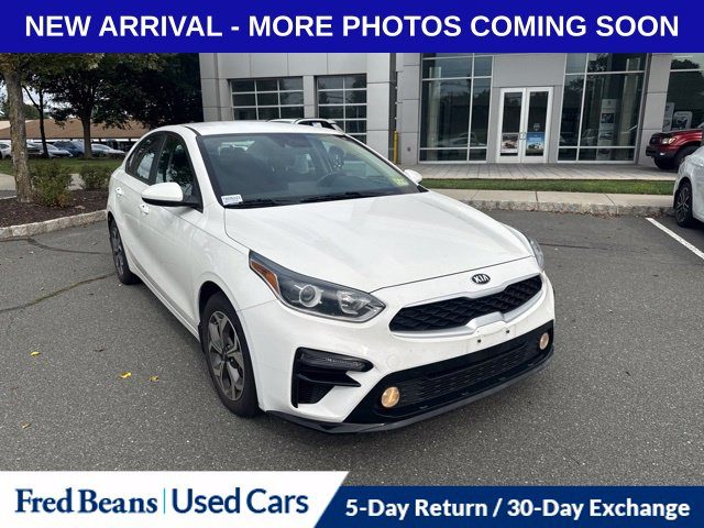 2019 Kia Forte LXS FWD photo
