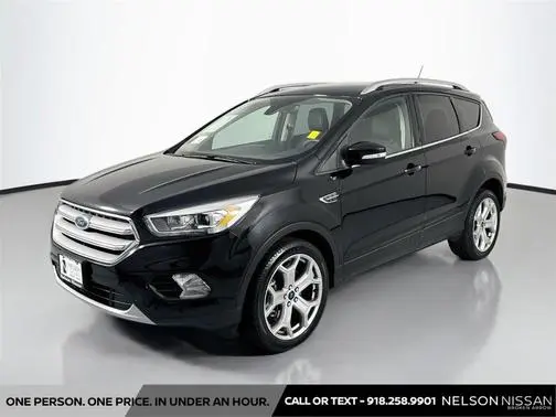 2019 Ford Escape Titanium 4WD photo