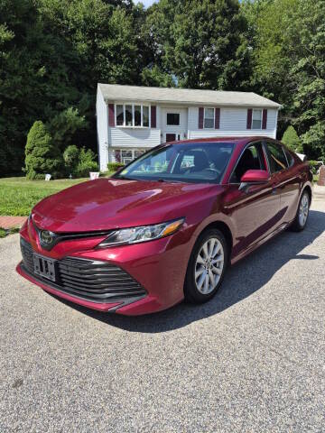 2019 Toyota Camry LE FWD photo