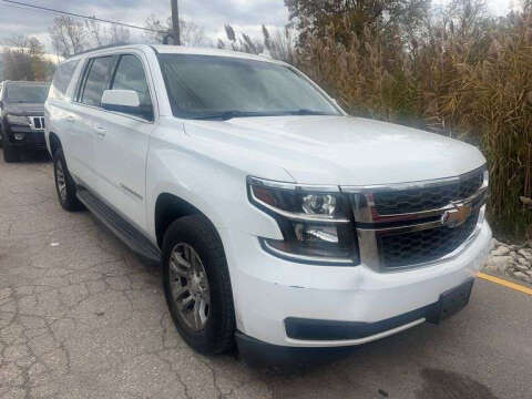 2018 Chevrolet Suburban LS 4WD photo