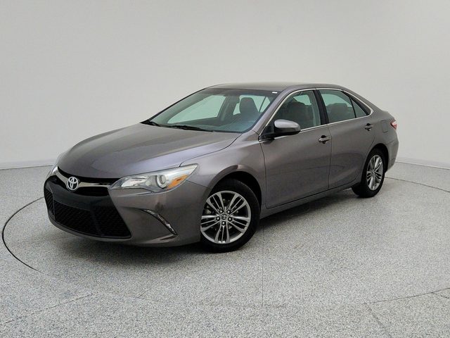 2016 Toyota Camry SE FWD photo