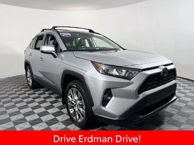 2019 Toyota RAV4 XLE Premium FWD photo