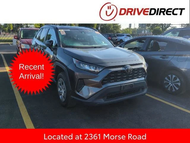2019 Toyota RAV4 LE FWD photo