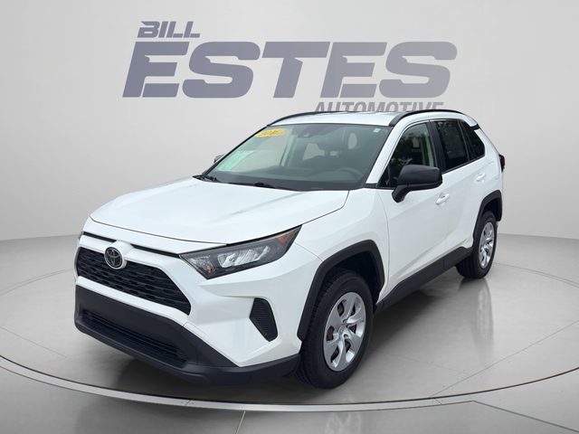 2019 Toyota RAV4 LE AWD photo