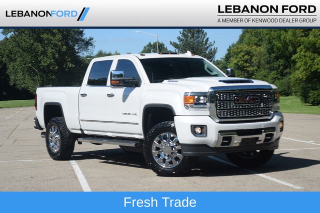 2019 GMC Sierra 2500HD Denali 4WD photo