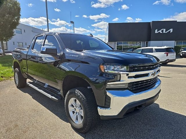 2019 Chevrolet Silverado 1500 LT 4WD photo