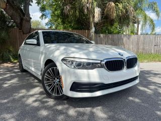 2019 BMW 5 Series 530i RWD photo