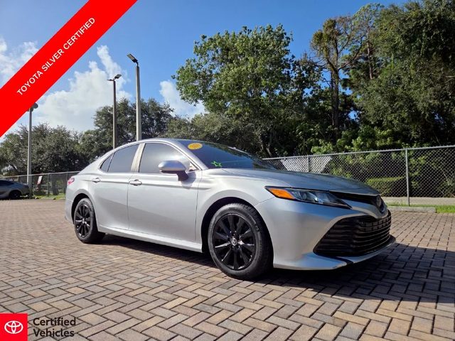 2019 Toyota Camry LE FWD photo