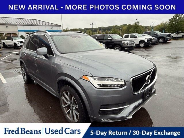 2019 Volvo XC90 Momentum AWD photo