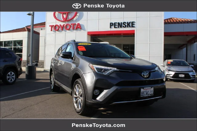 2016 Toyota RAV4 Limited AWD photo