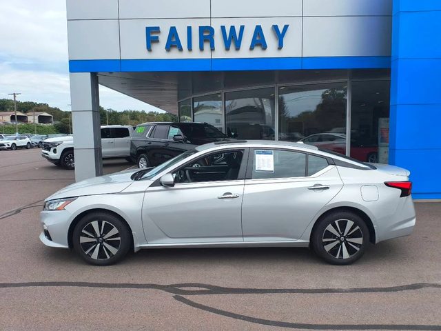 2019 Nissan Altima 2.5 SV AWD photo