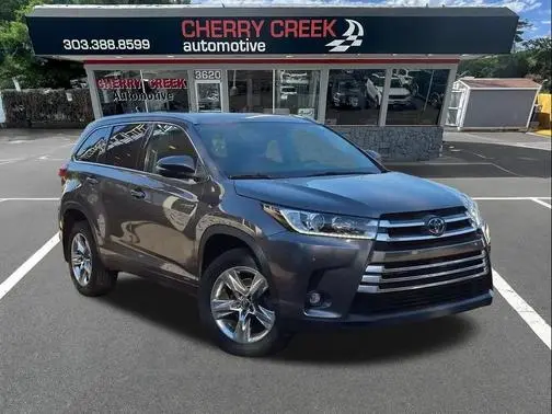2019 Toyota Highlander Hybrid Limited AWD photo