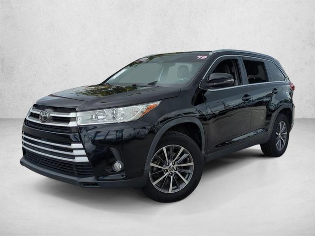 2019 Toyota Highlander XLE FWD photo