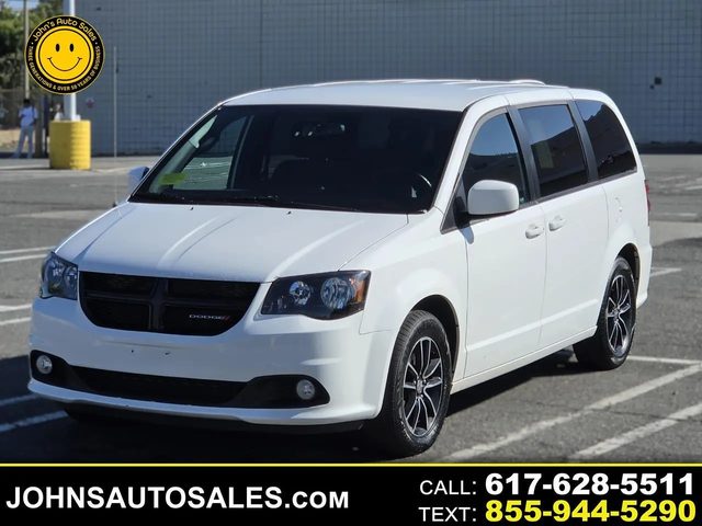 2018 Dodge Grand Caravan SE Plus FWD photo