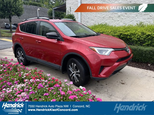 2016 Toyota RAV4 LE AWD photo
