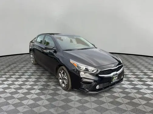 2019 Kia Forte LXS FWD photo