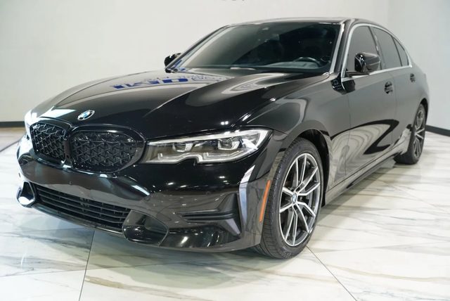 2019 BMW 3 Series 330i RWD photo