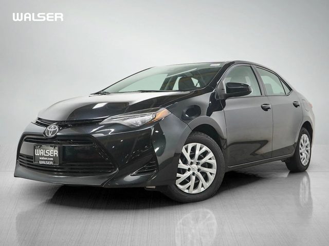 2018 Toyota Corolla LE FWD photo