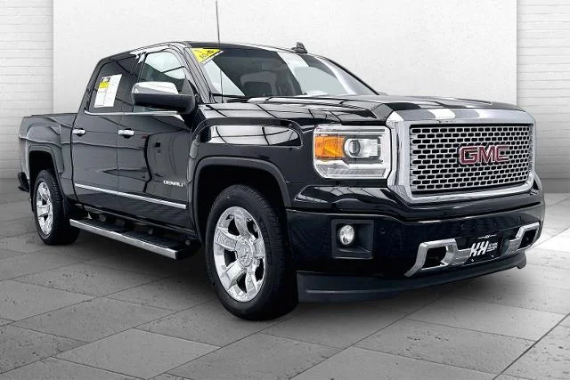 2015 GMC Sierra 1500 Denali 4WD photo