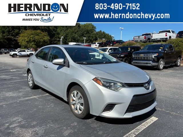 2015 Toyota Corolla LE FWD photo
