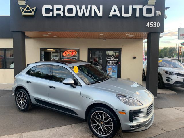 2019 Porsche Macan AWD photo