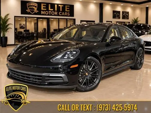 2019 Porsche Panamera 4 AWD photo