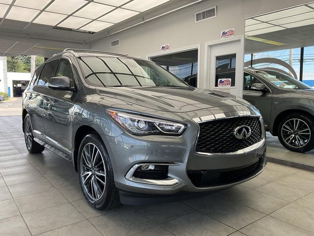 2019 Infiniti QX60 LUXE AWD photo