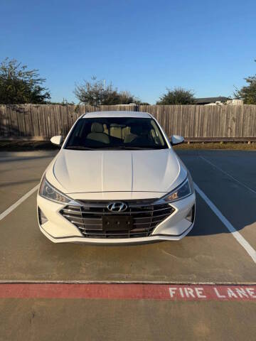 2019 Hyundai Elantra SE FWD photo