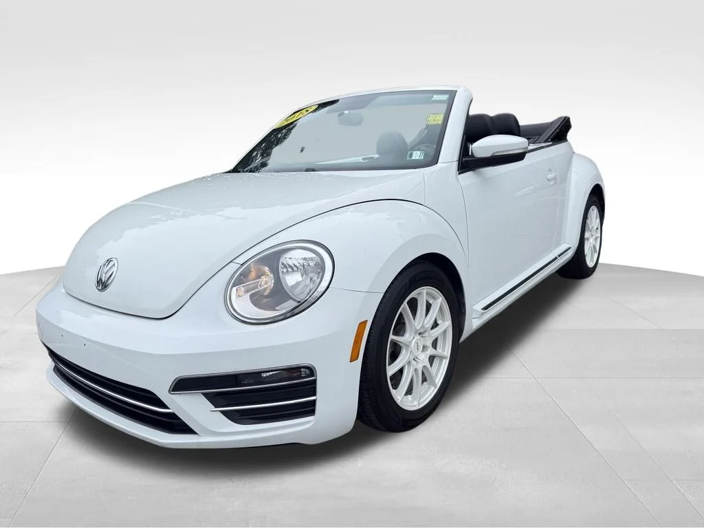 2018 Volkswagen Beetle S FWD photo