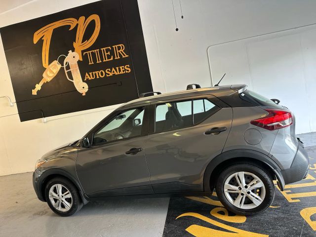 2019 Nissan Kicks S FWD photo
