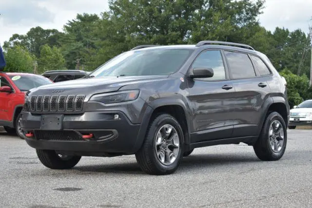 2019 Jeep Cherokee Trailhawk 4WD photo